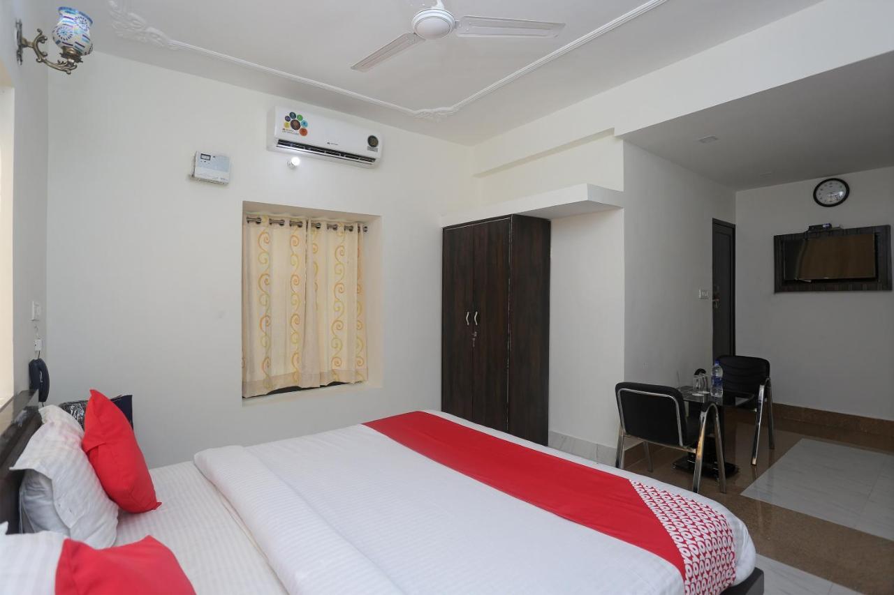 Oyo 18301 Hotel A-One Alwar Exterior photo