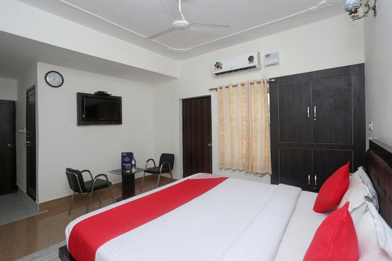 Oyo 18301 Hotel A-One Alwar Exterior photo