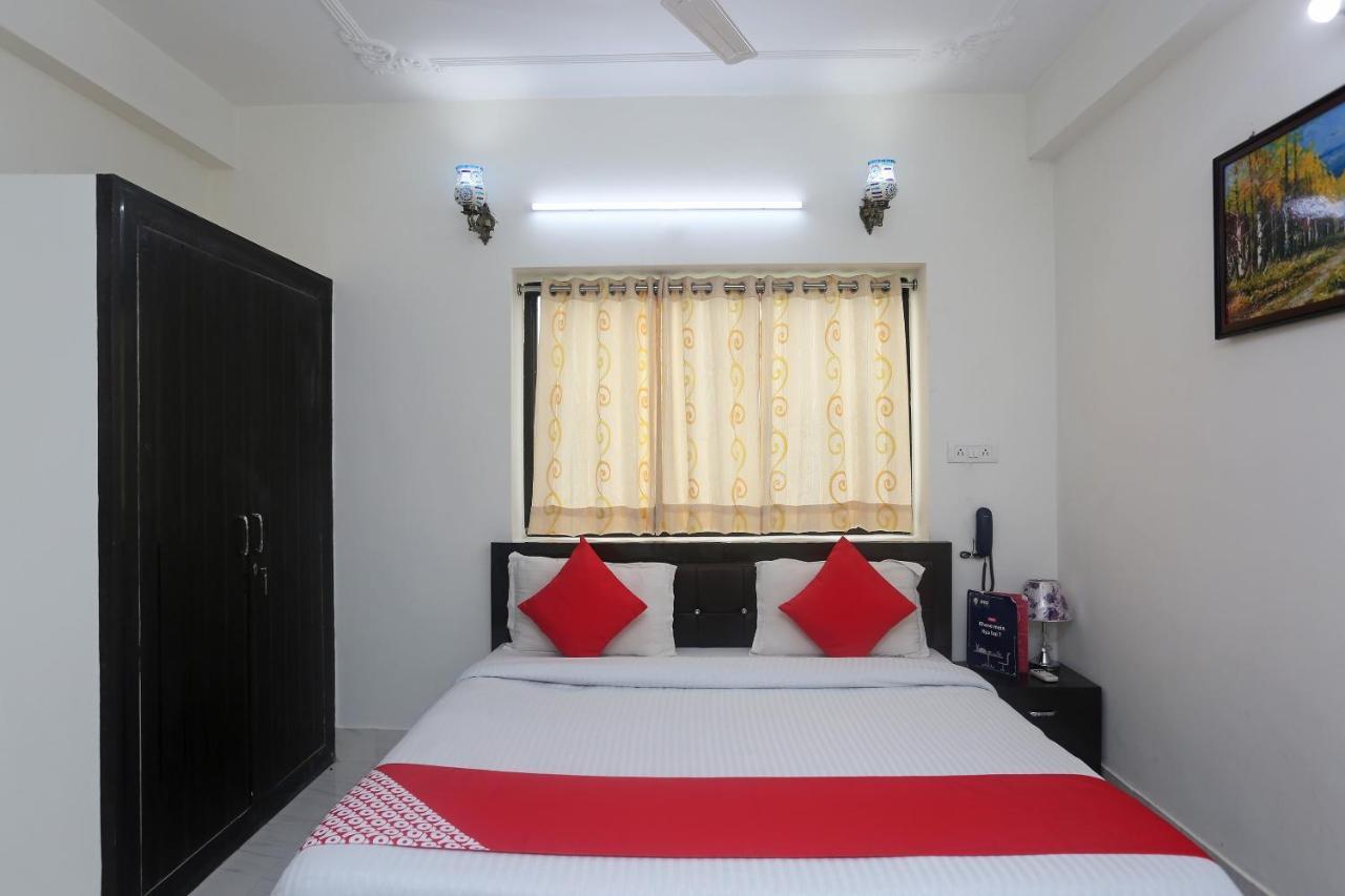 Oyo 18301 Hotel A-One Alwar Exterior photo